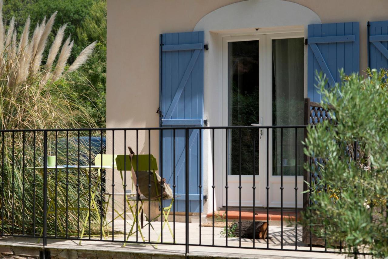 Bed and Breakfast Les Manaux En Provence Roquevaire Exterior foto