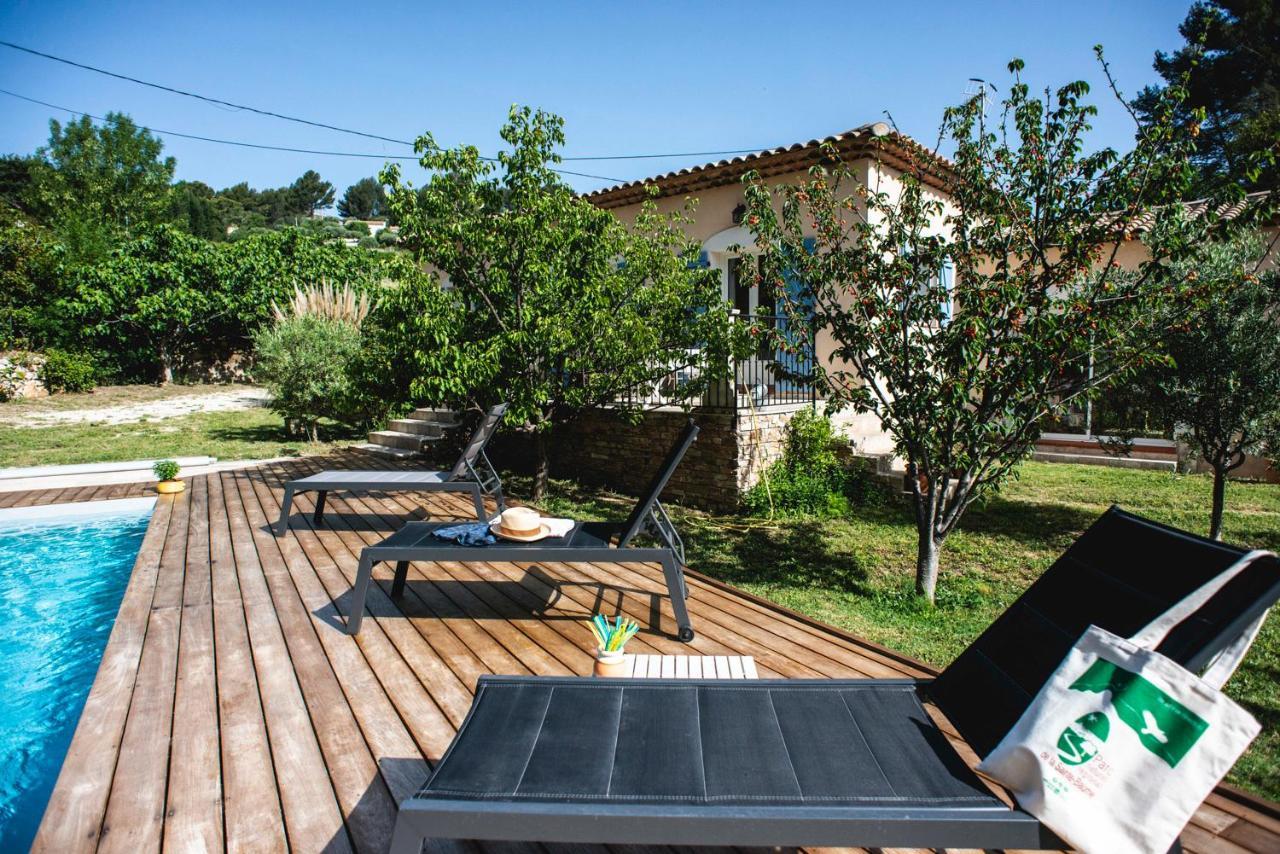 Bed and Breakfast Les Manaux En Provence Roquevaire Exterior foto