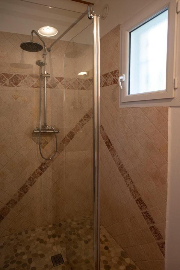 Bed and Breakfast Les Manaux En Provence Roquevaire Exterior foto