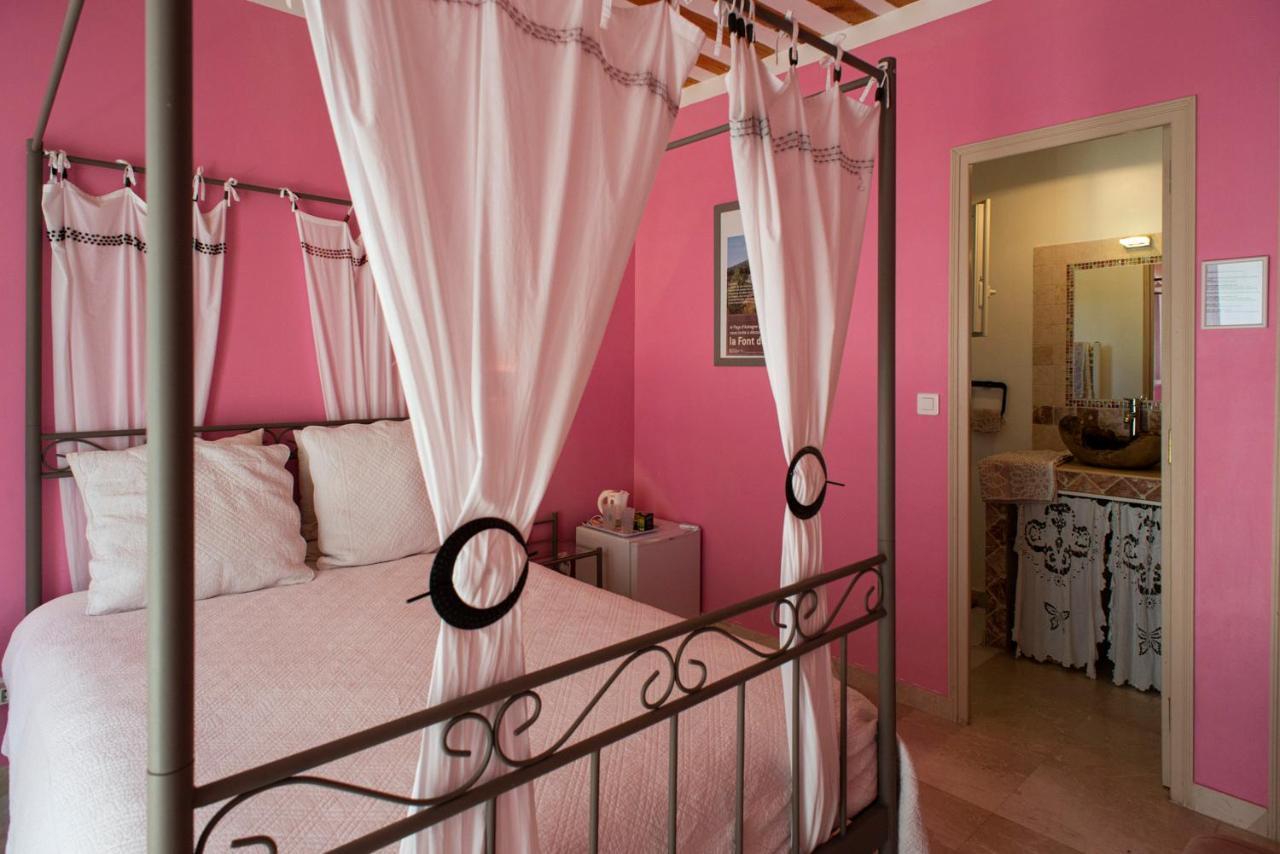 Bed and Breakfast Les Manaux En Provence Roquevaire Exterior foto