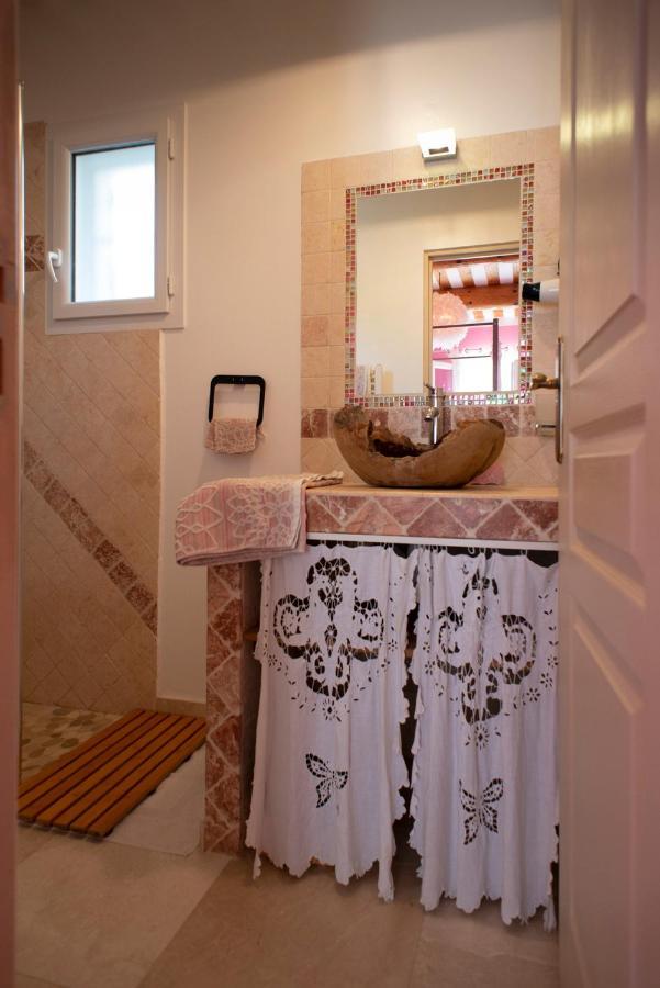 Bed and Breakfast Les Manaux En Provence Roquevaire Exterior foto
